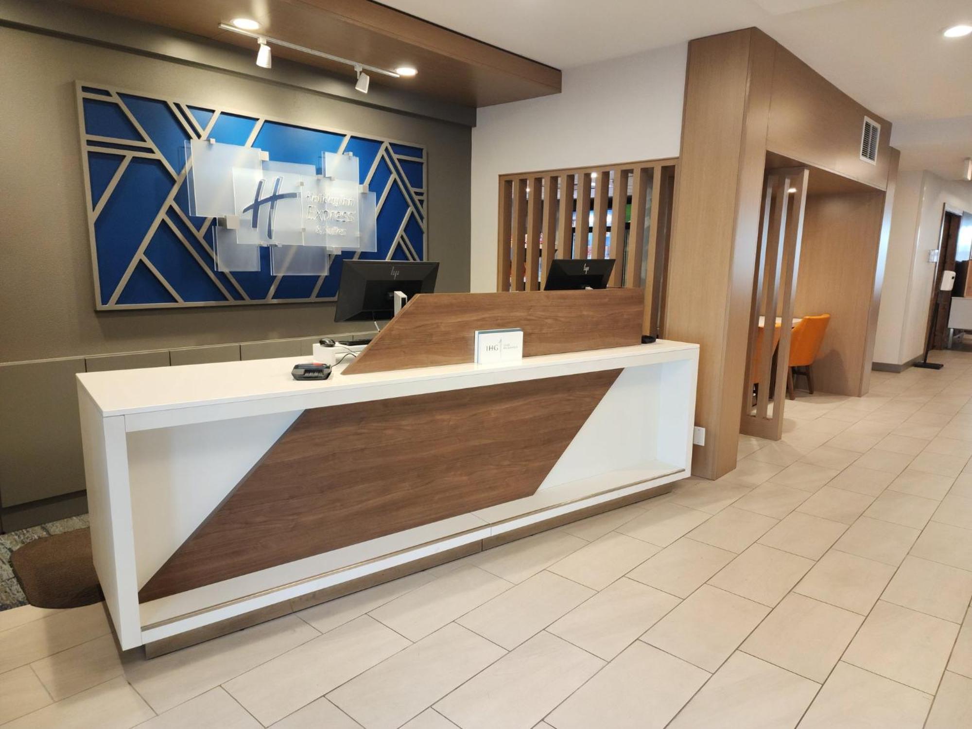 Holiday Inn Express Hotel & Suites Idaho Falls By Ihg Exteriör bild